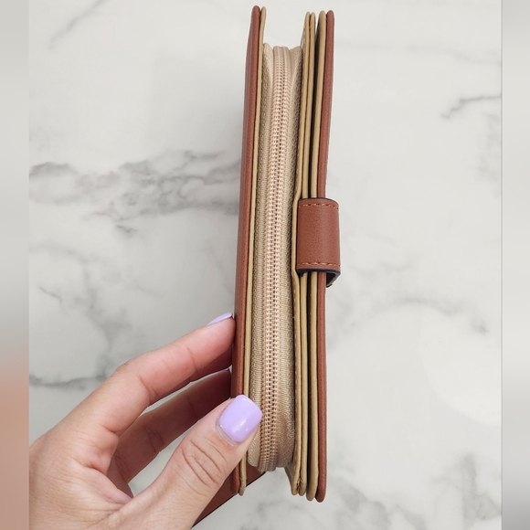 Spring & Summer Pu Leather Brown Leaf Cutout Women's Wallet - Picture 7 of 15